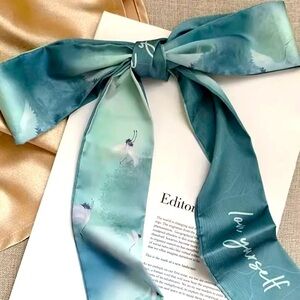 ***SOLD*** Oil Painting Silky Scarf Tied Headband Vintage All Match